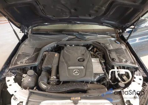 2018 Mercedes-Benz C 300 4Matic из США, поврежденный, VIN WDDWF4KB5JR418913